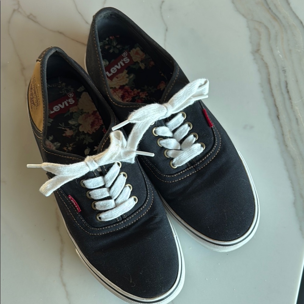Levi's Black Canvas Sneakers with White Laces